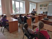 Сотрудники ЦГБ им. В. Ф. Кашковой провели для ребят из школьных оздоровительных лагерей ряд мероприятий «Безопасное лето», в рамках проекта «Библиотечные уроки безопасности». 
