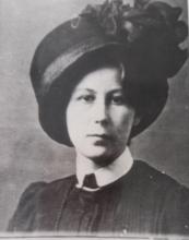 Александра Александровна Невтонова (1886-1965)